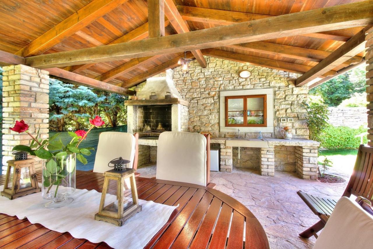 Villa Anthony With 3 Bedroom And Private Pool Near Umag Materada Exterior photo